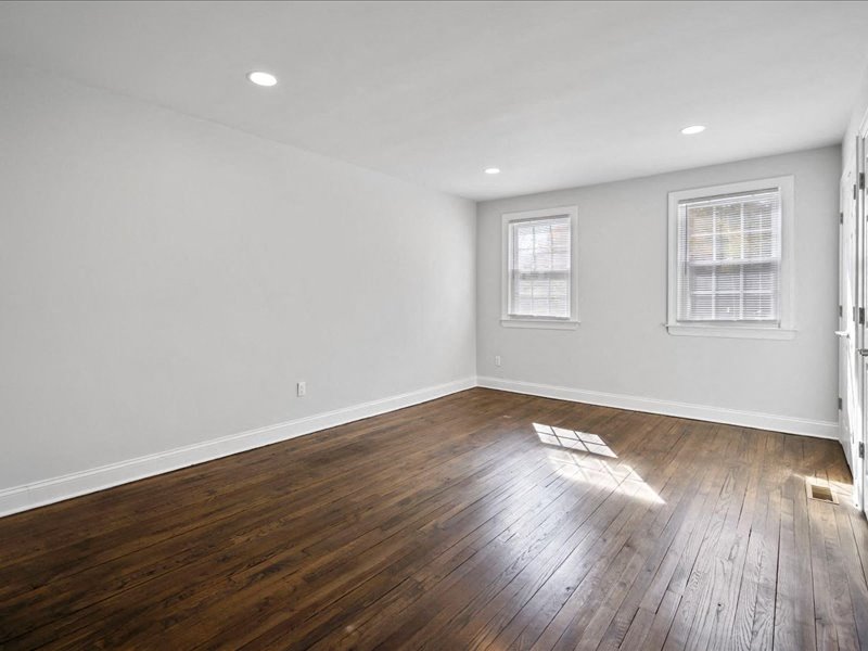 Gallery Photo 53
